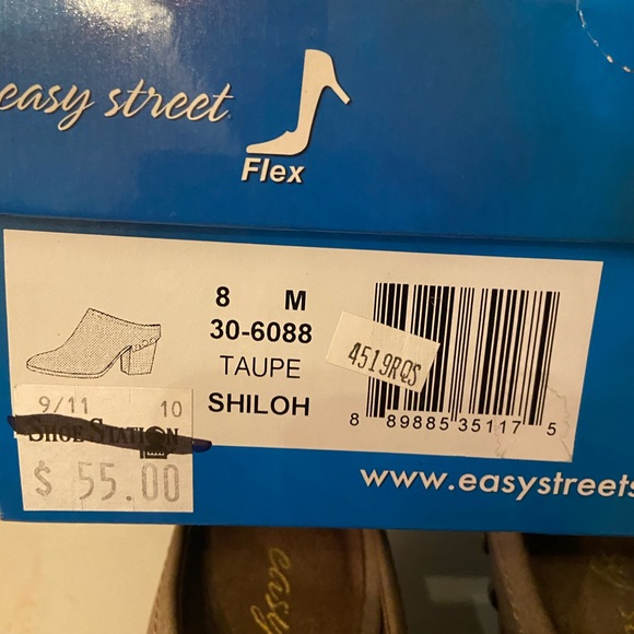 Easy street taupe ankle mules size 8 - Picture 7 of 7